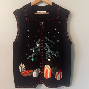 Mercer Street Black, Red, Green Zip Up Christmas Vest Size Large